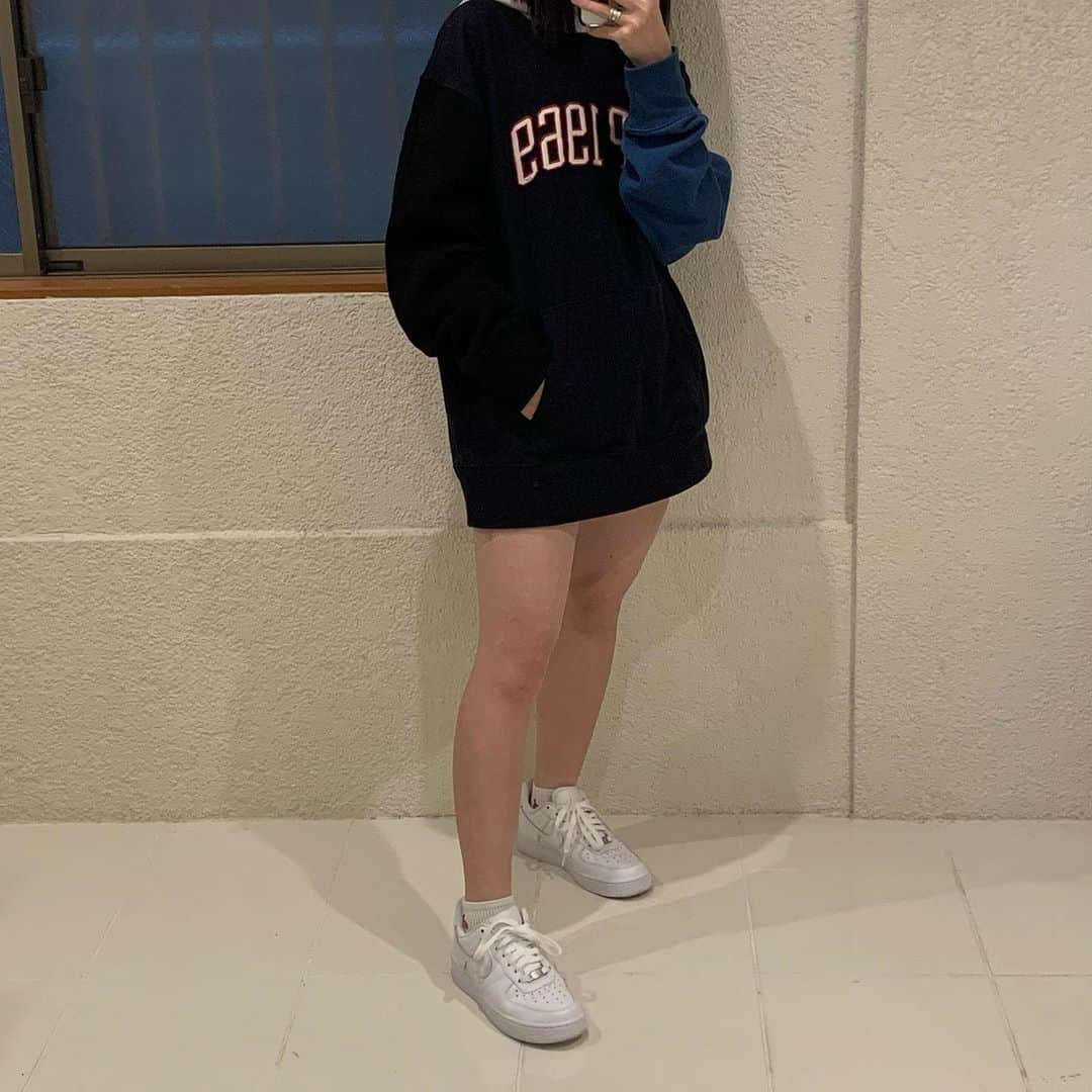 スズさんのインスタグラム写真 - (スズInstagram)「tops @gap  shoes @nike  air force1 #ootd #ootdfashion #fashiongram」10月18日 12時29分 - suzunskd