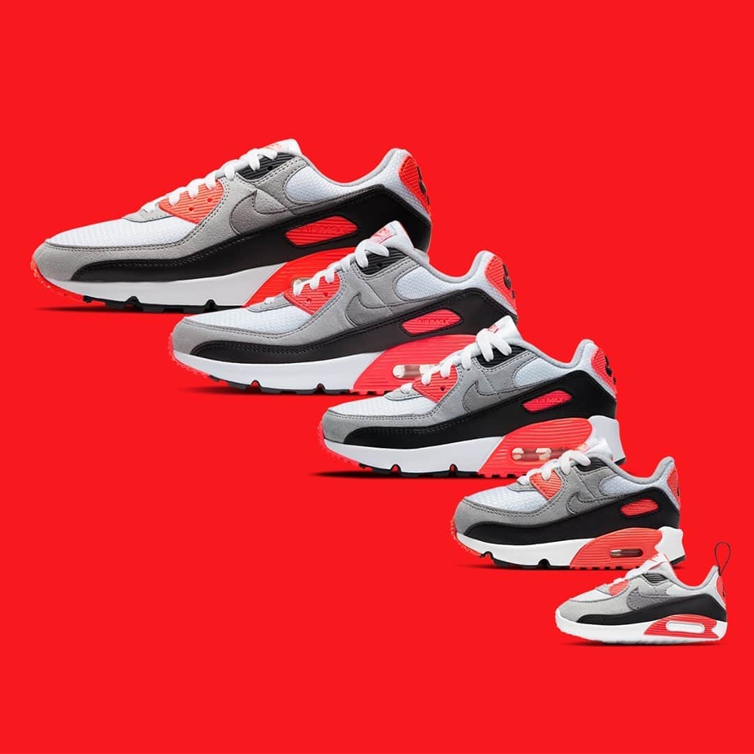 Sneaker Newsさんのインスタグラム写真 - (Sneaker NewsInstagram)「Nike Air Max 90 "Infrared" for the whole family coming on November 9th. Link in bio for the store list!」10月18日 13時01分 - sneakernews