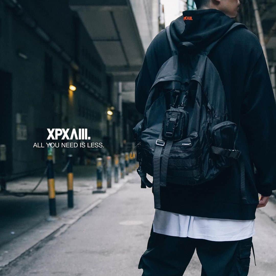 チャウ・パッホウのインスタグラム：「NEW launch @xpxviii  www.xpx8.com official website  www.xpxviii.com taobao」
