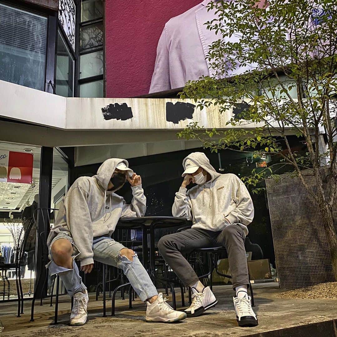 のインスタグラム：「guess who’s who❓」