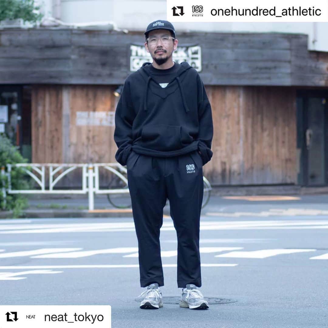 宇野薫のインスタグラム：「西野さん 3年振りにNEAT×100Aを復活させていただきありがとうございます！  #Repost @neat_tokyo with @get_repost ・・・ 3年振りに復活します。  #Repost @onehundred_athletic with @make_repost ・・・ "NEAT x 100A SPORTS TROUSERS TAPERED"﻿ ﻿ 2020年10月16日（金）より100A ONLINE STOREおよびUCS ONLINE STOREにて販売いたします。また、10月20日（火）よりBRICK & MORTAR 中目黒店にて開催される『Caol Uno Jiu-Jitsu Gi Art Exhibition』内のポップアップストアでは本商品の実物もご覧いただけます。﻿ ・・・﻿ デザイナーの西野大士氏が手掛けるパンツ専業ブランド「NEAT」とのコラボレーション。ゆったり目のヒップ周りから裾に向かってテーパードした上品なシルエットにストレッチエナジー®という機能性のあるスポーティーな素材を組み合わせた、両ブランドの良いとこどりのパンツです。カラーはブラックとネイビー、サイズはMとLの2サイズ展開となっております。﻿ ・・・﻿ #neat #neat_tokyo #sports #trousers #pants #slacks」