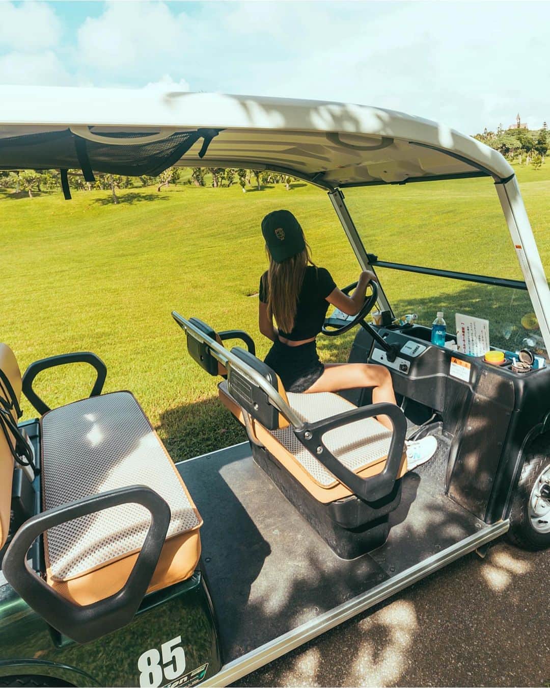 のインスタグラム：「Sunday 💚 Just for fun !! #Golf #ゴルフ #cart #sunday #sundayfunday Hat @themasters #masters #golfgirls #golfgirl #drive  #florida #miami #okinawa #tokyo #hawaii #japan」