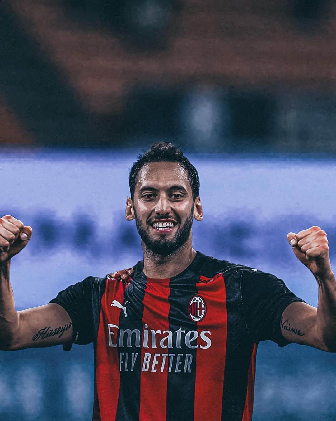 ハカン・チャルハノールのインスタグラム：「Buongiorno Milanello 😁🔴⚫️」