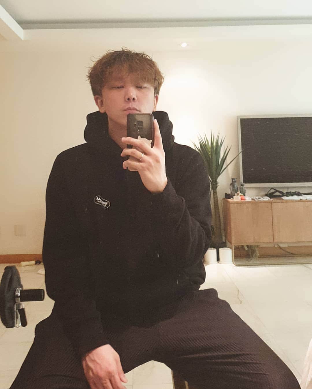 のインスタグラム：「진무형 우리 @kompaktrecordbar x SEL 로 정기고 퀸텟 재즈 앨범 LP 하나 맹글어봅시다.」