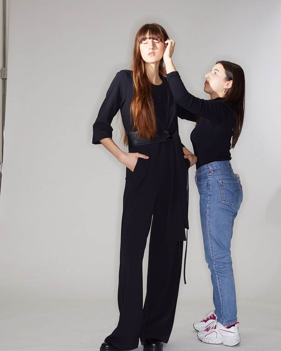のインスタグラム：「collection PRIVĒE? FW 20|21 #collectionpriveeofficial  • • • • • #lookbook #fw2021 #cady #black #jumpsuit #elegant #newcollection #fallwinter #bestboutique #womenswear #womenstyle #womensdress #madeinitaly」