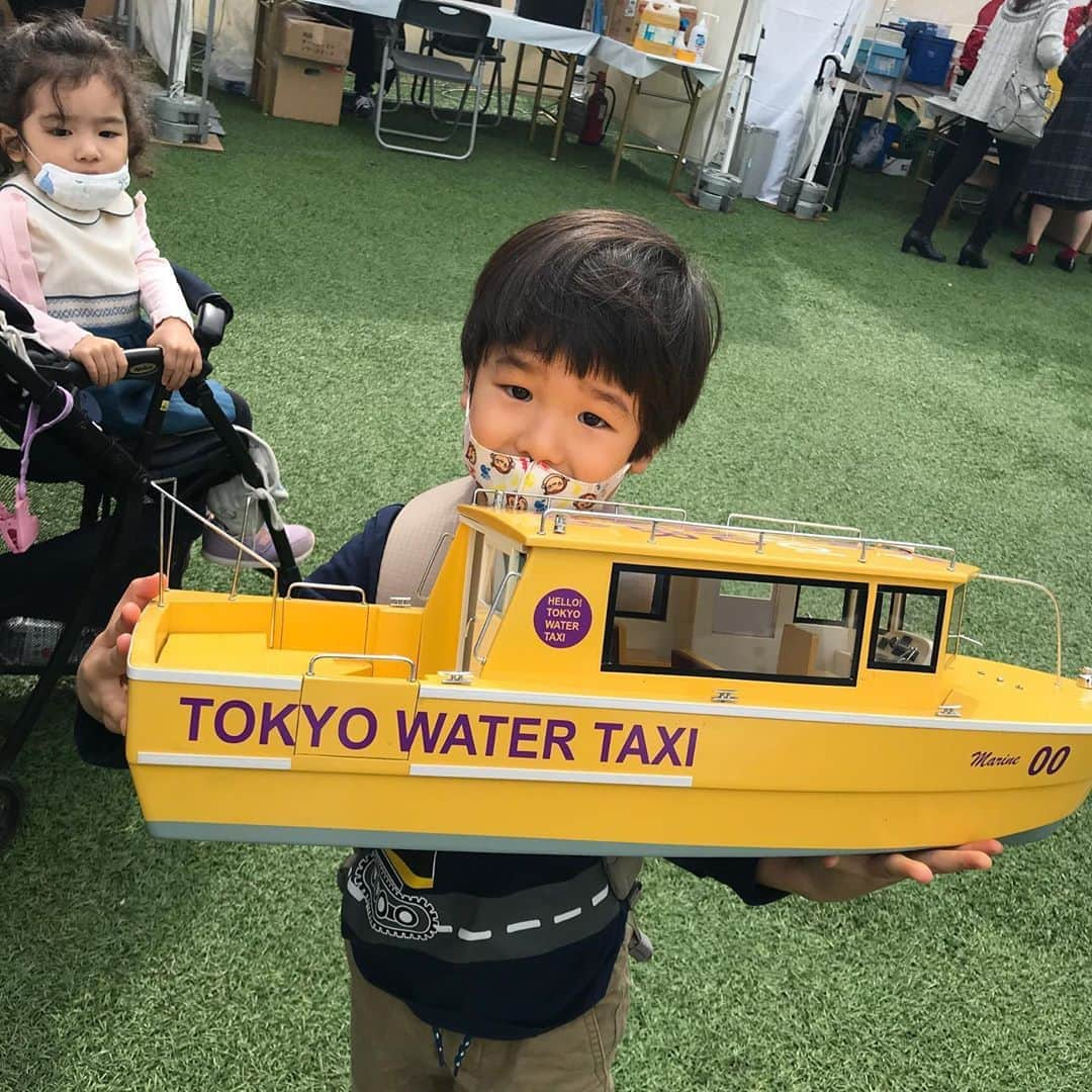 TOKYO WATER TAXIさんのインスタグラム写真 - (TOKYO WATER TAXIInstagram)「海・空・大地を繋ぐfes @hi_node_day   みんなのそばには 海がある❤️ お船と笑顔いっぱい🎶🎶  初めて船見たというちびっこ。 君に会えて嬉しい😉💕  #港区 #東京 #hi_node  #日の出 #イベント」10月18日 16時51分 - tokyowatertaxi