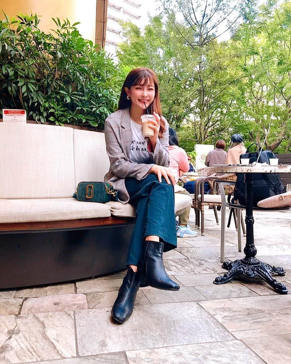 細田海友さんのインスタグラム写真 - (細田海友Instagram)「#ootd 今日はカジュアルめな お洋服でLunchに出掛けたよ💚 jakets #bershka  tshurts #zara pants #q10 shoes #serectshop  bag #marcjacobs   #me#photooftheday #instadaily #instagood #bestoftheday #picoftheday#instagramers #like4like #l4l#followme#tagsforlike#photo#japanese#japanesegirl#tokyo#fashion#liketolike#photospot#likeme#팔로마#좋다#일본#데일리#일상스타그램」10月18日 17時23分 - miyuu_bigbaby