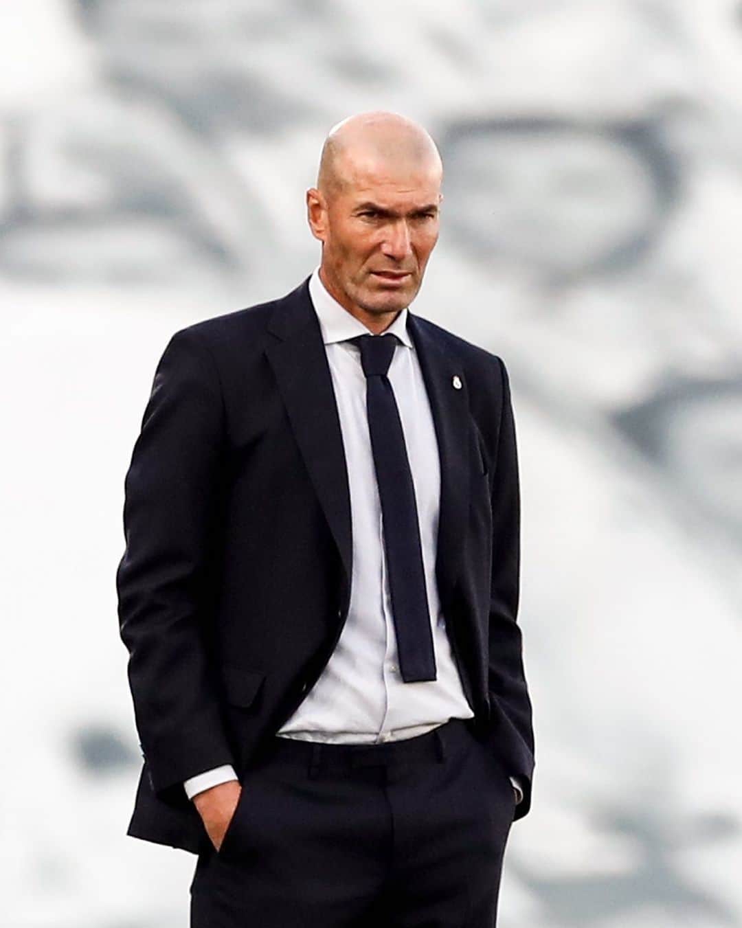 レアル・マドリードさんのインスタグラム写真 - (レアル・マドリードInstagram)「👔 @Zidane: 150 games in @LaLiga with @RealMadrid. 150 partidos de Liga con el Real Madrid. - ✅ 102 wins / victorias 🏆 2 titles / títulos #RMLiga  #HalaMadrid」10月18日 17時48分 - realmadrid