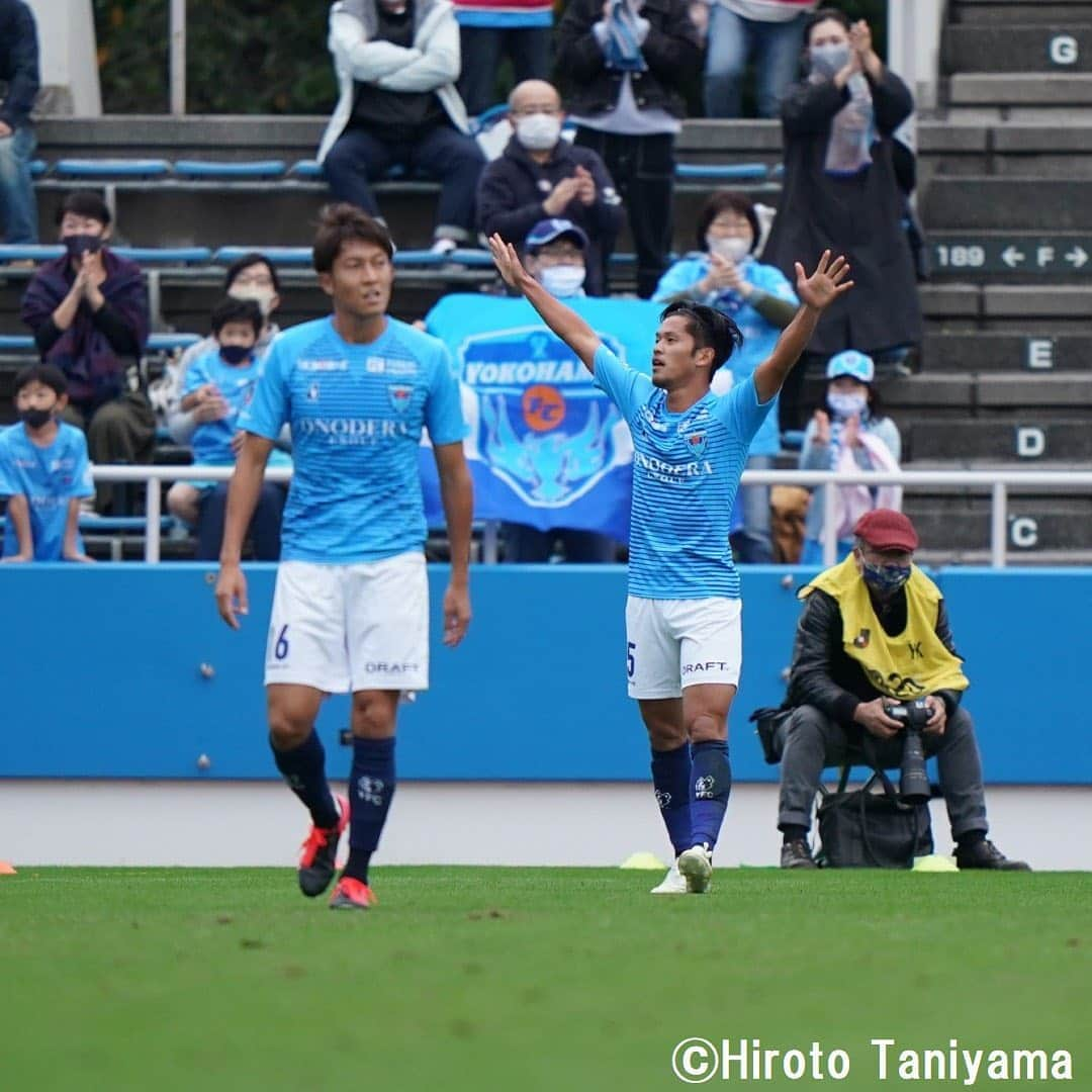 Goal Japanさんのインスタグラム写真 - (Goal JapanInstagram)「. ＼終盤のゴールで #横浜FC の勝利！／ 試合終了間際のFC東京の猛攻をしのいで勝ち点3。 (Photo: Hiroto Taniyama) . 🇯🇵#明治安田生命J1リーグ 第23節 🆚横浜FC 1-0 FC東京 ⚽️#草野侑己 (88分) . #soccer #football #jleague #J1 #yokohamafc #goaljleague #サッカー #フットボール #Jリーグ #明治安田生命Jリーグ #⚽」10月18日 17時50分 - goaljapan