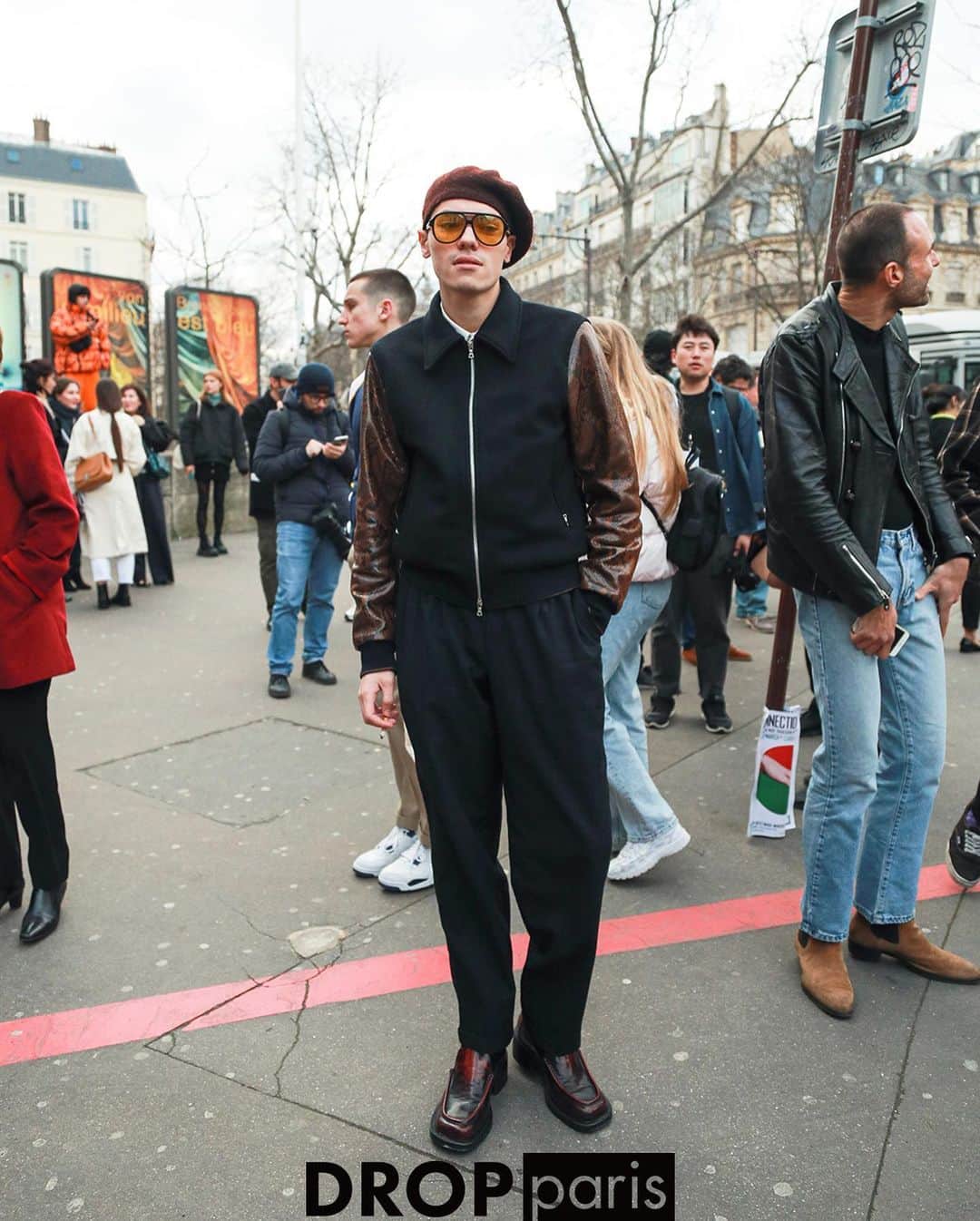 Droptokyoさんのインスタグラム写真 - (DroptokyoInstagram)「PARIS STREET STYLES #🇫🇷@drop_paris #streetstyle#droptokyo#paris#france#streetscene#streetfashion#streetwear#streetculture#tokyofashion#japanfashion#fashion#parisfashionweek#パリ#parisstreetstyle#parisfashion#pfw#2020aw#ストリートファッション Photography: @keimons  @dai.yamashiro」10月18日 18時00分 - drop_tokyo