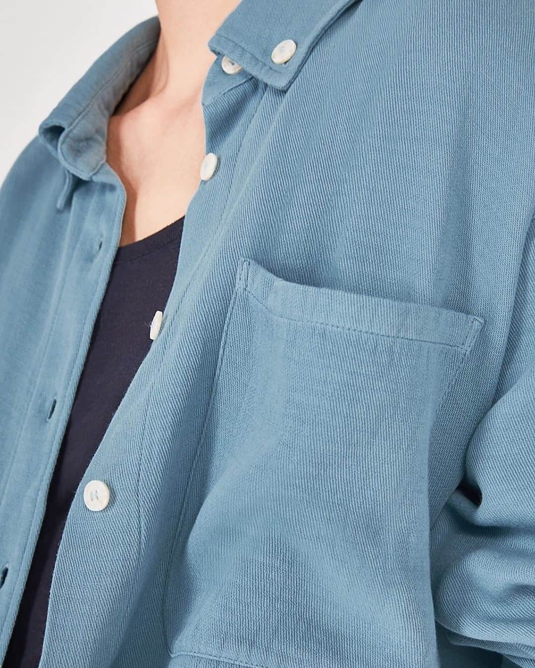 アメリカンビンテージのインスタグラム：「Opt for technical and practical pieces designed to follow your every move without holding you back. ___ #AmericanVintage #FW20 #womenswear」