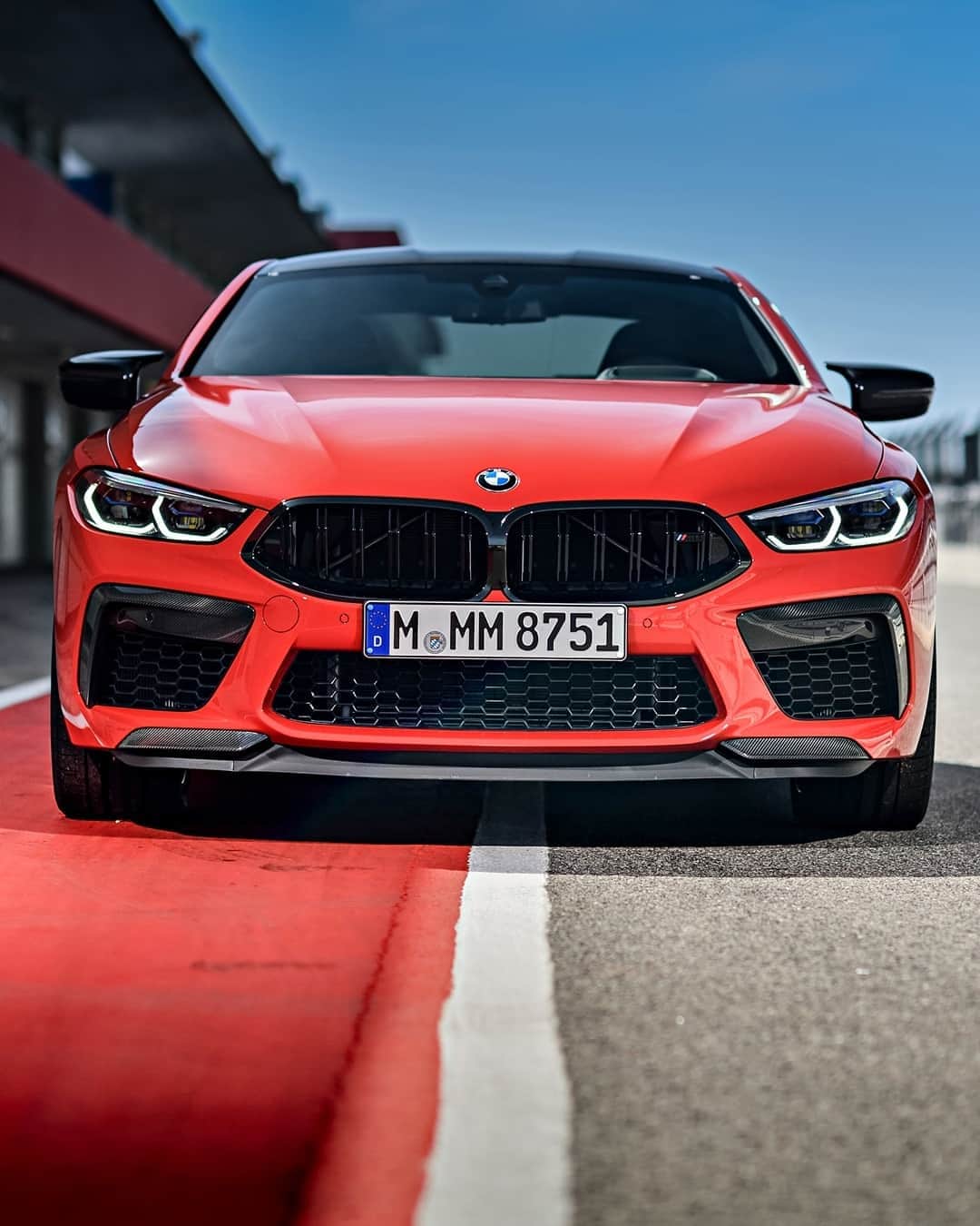 BMWのインスタグラム：「Looking strong, feeling strong.  The BMW M8 Competition Coupé. #TheM8 #BMW #M8 #BMWM @bmwm __ BMW M8 Competition Coupé: Fuel consumption in l/100 km (combined): 10.6. CO2 emissions in g/km (combined): 242. Further information: www.bmw.com/disclaimer.  	 Acceleration (0-100 km/h): 3.2 s. Power: 460 kW, 625 hp, 750 Nm. Top speed (limited): 250 km/h (with optional M Drivers Package: 305 km/h).」
