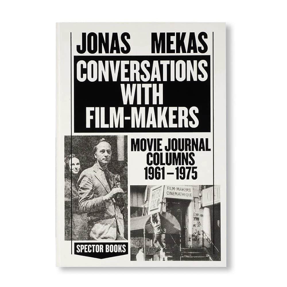 のインスタグラム：「CONVERSATIONS WITH FILMMAKERS by Jonas Mekas ¥5,800(+tax)  リトアニアに生まれのちにアメリカへ亡命した映像作家、詩人、活動家のジョナス・メカス（Jonas Mekas）の作品集。作者はドイツを経由し1949年にブルックリンにやってきた。ここで初めて実験映画を撮り始め、日々観察したものを記録、一種の映像日記の形式を作り上げた。そうしてニューヨークのアートシーンのバロメーター、アメリカのアヴァンギャルドシネマのパイオニアとして評価されるようになる。1958年からは「ヴィレッジ・ヴォイス」紙で伝説的な週刊コラム「ムービージャーナル」の連載を始め、世界中の映画監督にインタビューをした。友人の映画監督や関係者への作者によるインタビューが書籍化されるのは本作が初めてとなる。作者は会話を写真と映像で記録し、写真またはスチル写真を一枚選んで各回のインタビューの紹介として使っていた。インタビューの書き起こしを補完するものとして、手紙、関連するシナリオやスクリプトからの抜粋、関係者の索引がついている。ストーム・デ・ハーシュ（Storm de Hirsch）とルイス・ブリガンテ（Louis Brigante）、アンディー・ウォーホル（Andy Warhol）、ニコ・パパタキス（Nico Papatakis）、アルバート&デイビッドメイスルズ兄弟（Albert and David Maysles）、ピーター・クベルカ（Peter Kubelka）、アニエス・ヴァルダ（Agnes Varda）、ハリー・スミス（Harry Smith）、ジョン・カサヴェテス（John Cassavetes）、スタン・ブラッケージ（Stan Brakhage）のインタビューを収録。  We can ship worldwide. Please feel free to contact to us our e-mail. info@sister-tokyo.com  #jonasmekas #artbook #photobook #sister_tokyo #twelvebooks #spectorbooks」