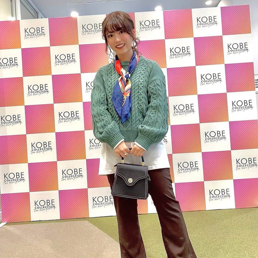 中谷彩伽のインスタグラム：「. ✨ KOBE COLLECTION The New Reality ✨ 神戸コレクションという大舞台でランウェイ歩かせて頂きました🥺 貴重な経験を皆ありがとう(∩´∀`∩) . 今回のランウェイはクールに歩きたいなと思って歩きました🆒 . パンツ5年ぶりくらいに履いた🙊💓💞 . 衣装:SPINNS @spinns_official  ヘアメイク:ALPHA. @hairsalon_alpha._  @shuya0608  メイク: @mi.110mi  #神戸コレクション #kobecollection #ファッションショー」