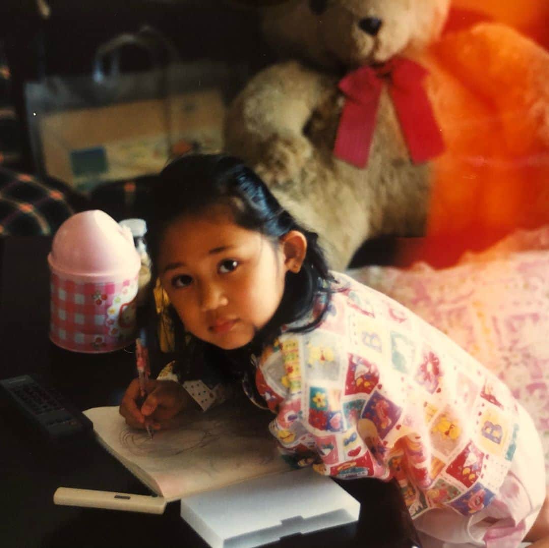 中村舞子のインスタグラム：「ここに写っている体温計、 今も現役。壊れなさ過ぎて怖い。」