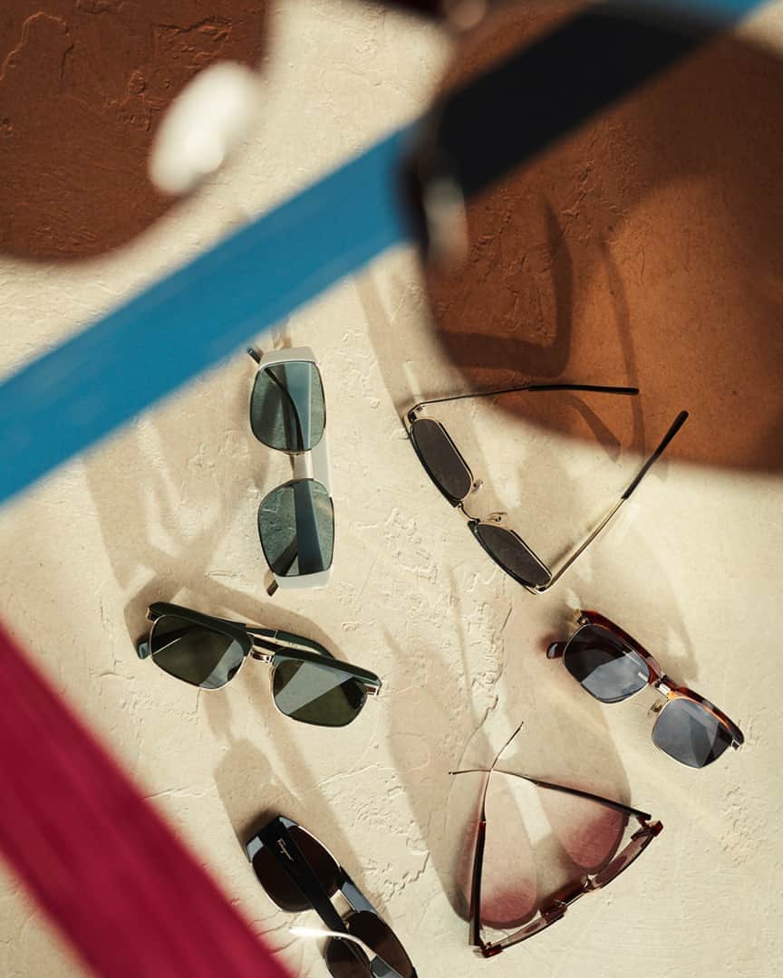 サルヴァトーレ・フェラガモのインスタグラム：「Luminous materials, unexpected combinations and refined embellishments. Discover this season’s most coveted eyewear. #FerragamoEyewear」