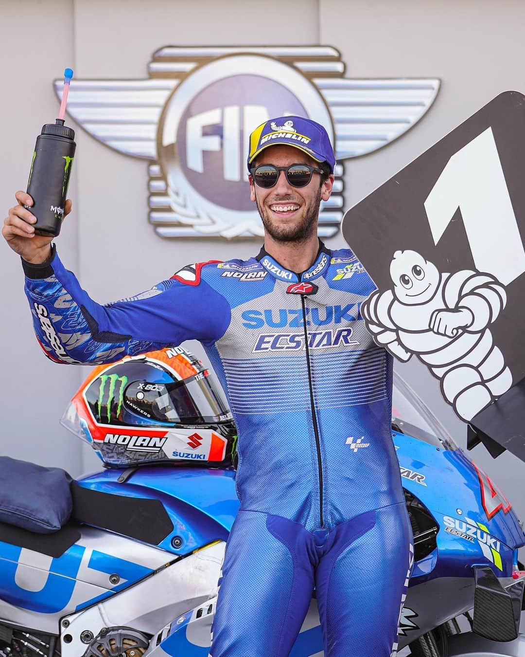 のインスタグラム：「We got a lot to celebrate today after @alexrins takes the overall WIN at #AragonGP 🏁🏆 and @joanmir36official grabs P3 and now LEADS the championship!  #MotoGP #Racing #Motorcycle #Motorsport #MonsterEnergy」