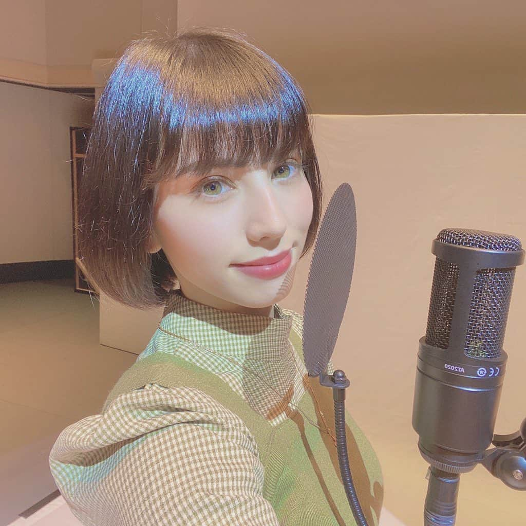 Annaさんのインスタグラム写真 - (AnnaInstagram)「この間のお楽しみにー！の写真はYouTubeの撮影でした🥺🧡 みんなもう見てくれた！？  #あはん　#このお洋服もそして相変わらず可愛い気に入りまくり」10月18日 21時15分 - anna_mysticeyes