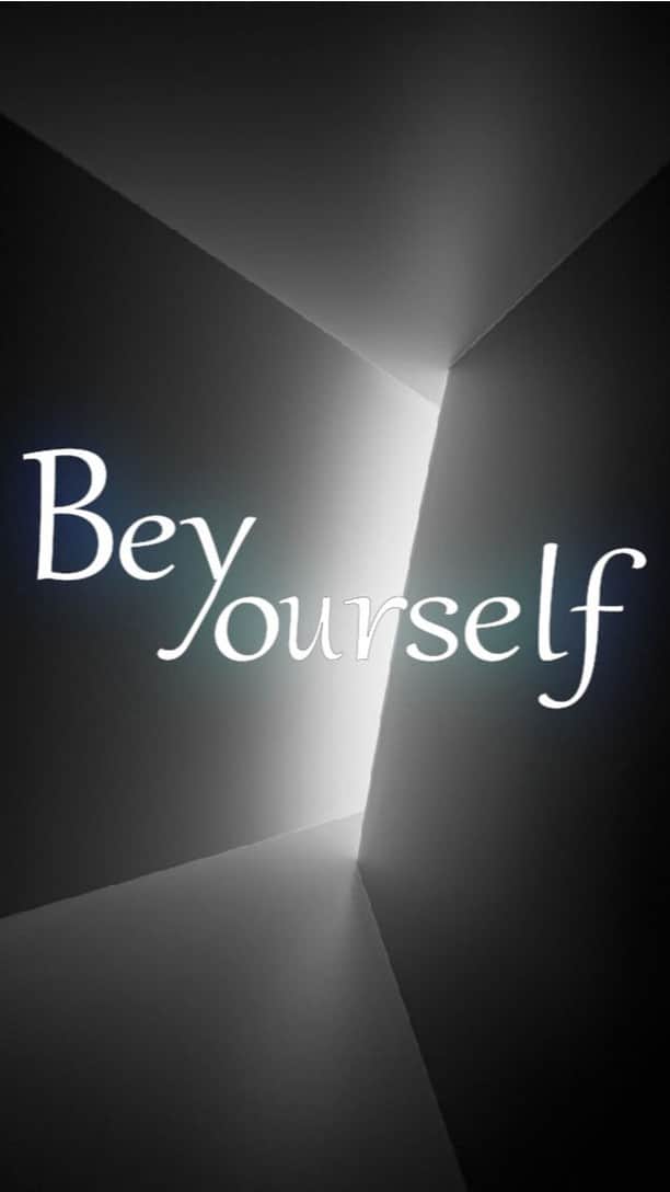 Kyrieのインスタグラム：「Enfamilia / Be yourself」