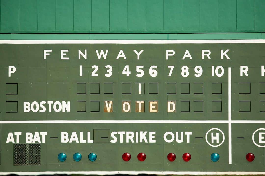 ボストン・レッドソックスさんのインスタグラム写真 - (ボストン・レッドソックスInstagram)「Batter’s Box ➡️ Ballot Box  (Boston residents can vote at Fenway from 11am-7pm today!)」10月18日 21時39分 - redsox