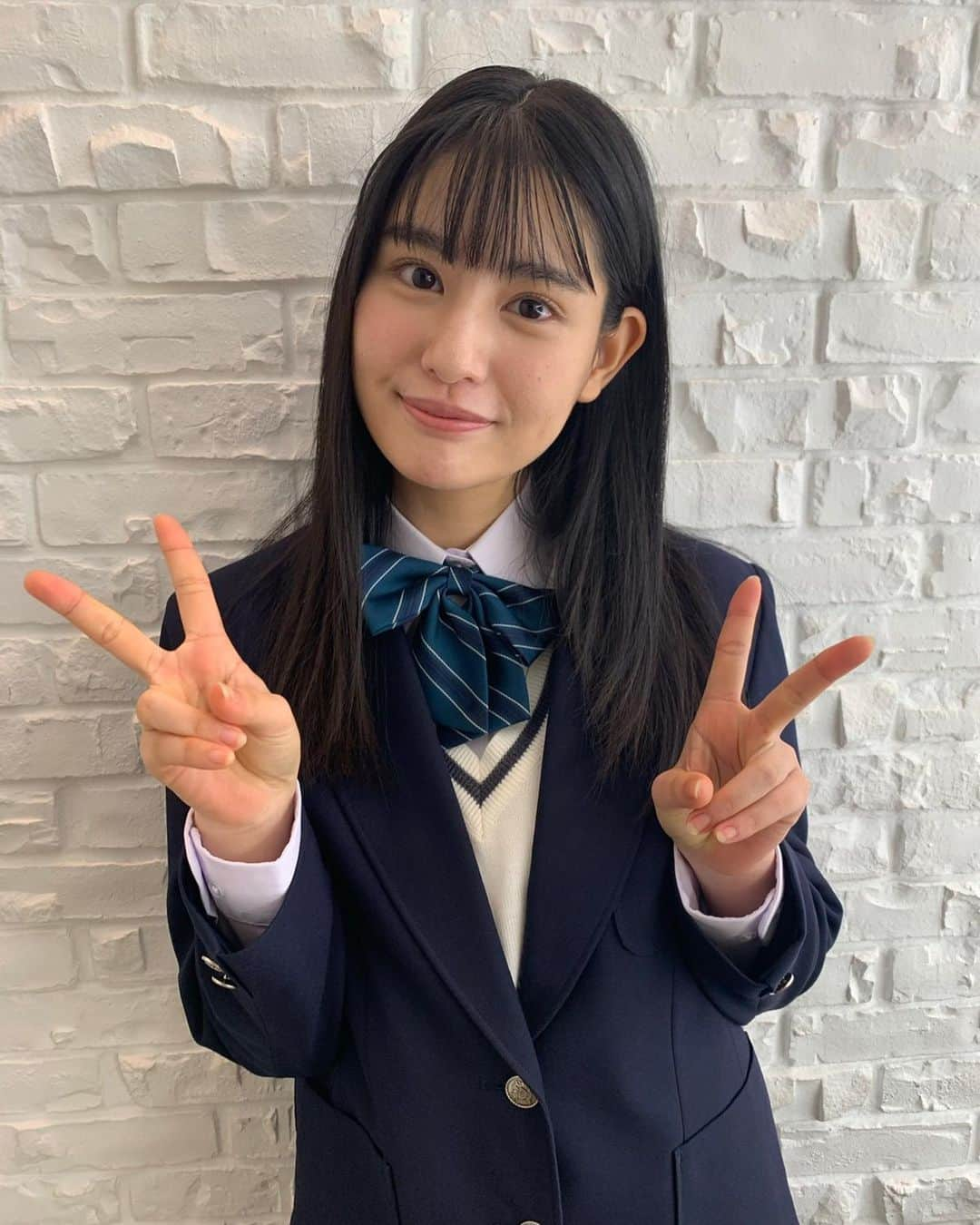 森青葉さんのインスタグラム写真 - (森青葉Instagram)「☺︎︎ 学生のみなさんを応援してます！ 学生生活楽しんでください^^ #マイナビ #マイナビ進学  #高校生」10月18日 21時49分 - aoba__mori_official