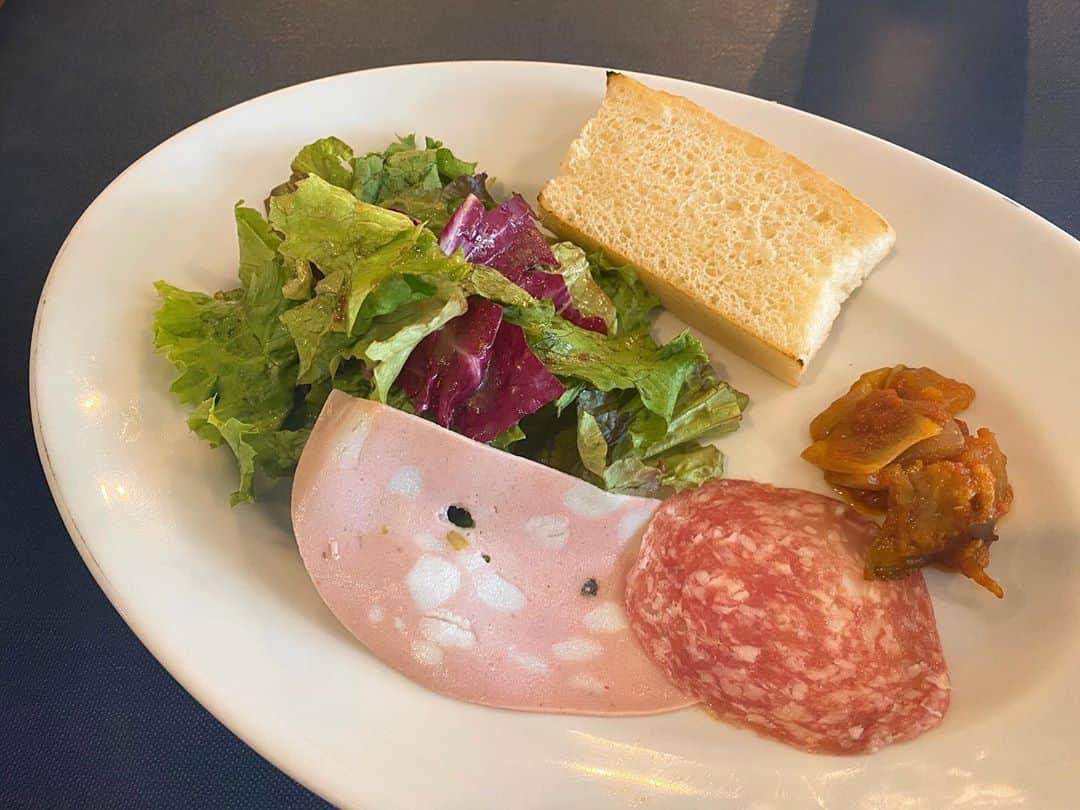 志乃のグルメインスタ