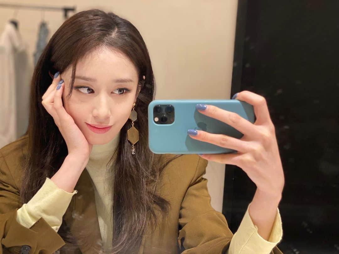 ジヨン さんのインスタグラム写真 - (ジヨン Instagram)10月18日 22時38分 - jiyeon2__