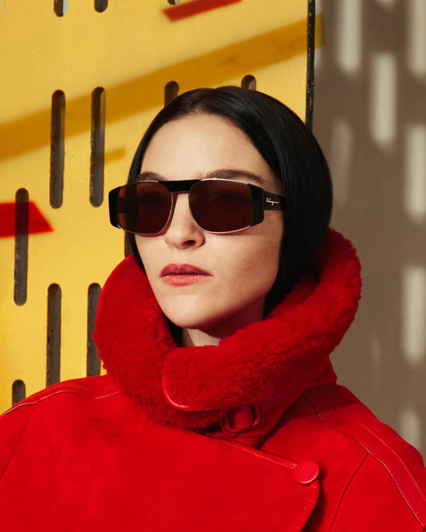 サルヴァトーレ・フェラガモのインスタグラム：「Decidedly vintage in allure, the distinctly shaped frames make a bold statement this #FerragamoAW20 #FerragamoEyewear」