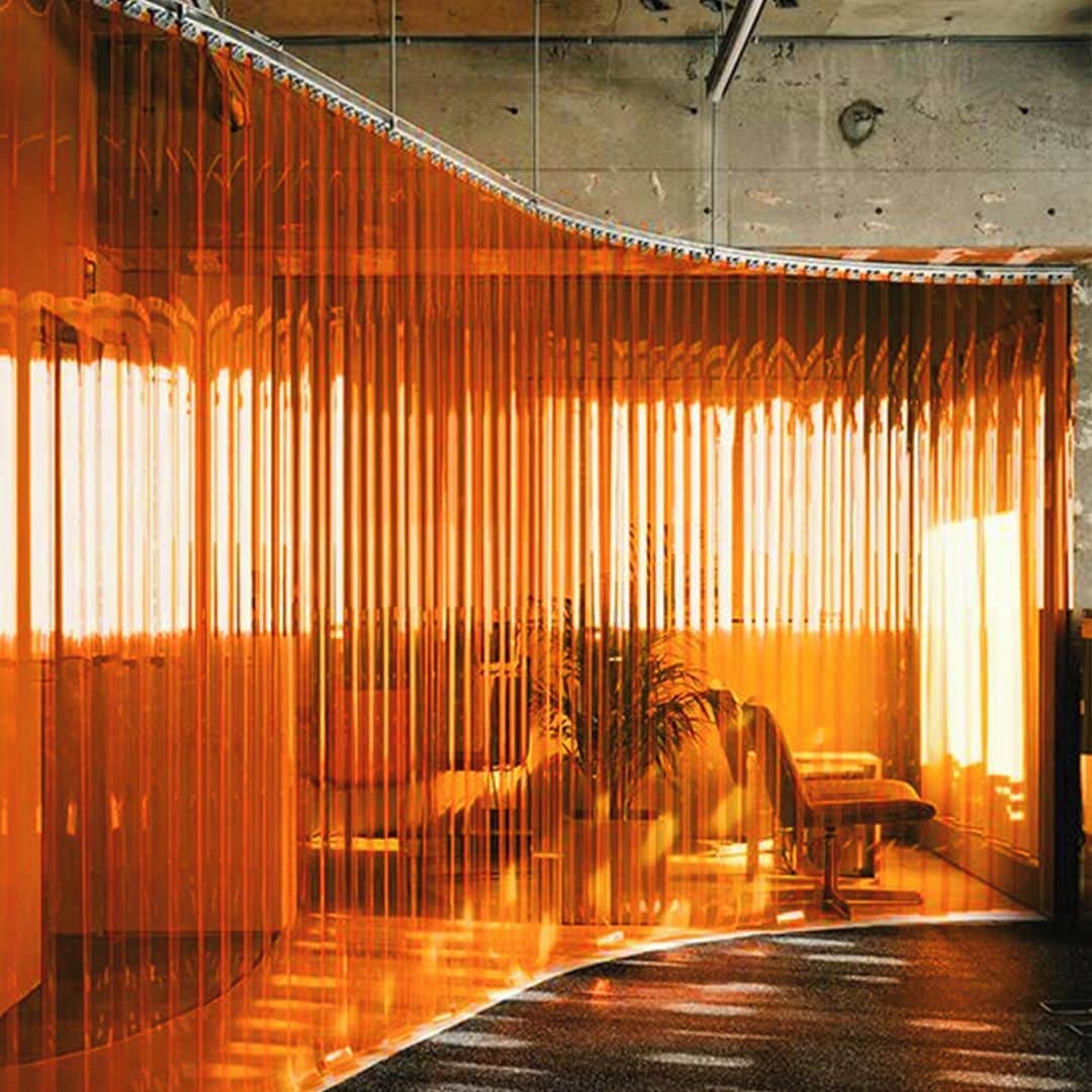 ケアレーベルのインスタグラム：「Choose a shining filter! #OrangeDesign」