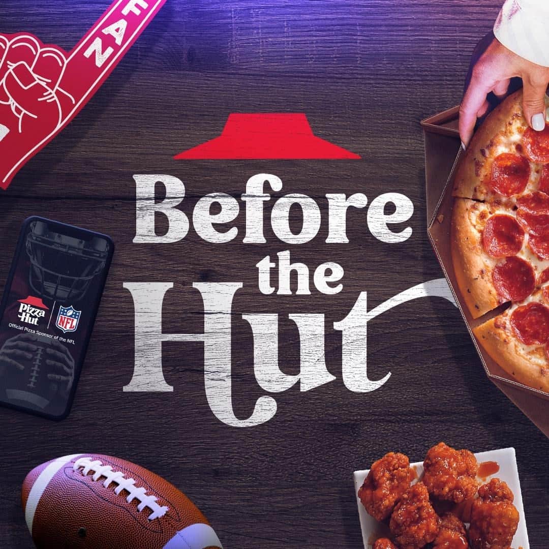 Pizza Hutさんのインスタグラム写真 - (Pizza HutInstagram)「Make sure you’ve ordered the Hut BEFORE the hut.😉🏈🍕」10月19日 1時01分 - pizzahut