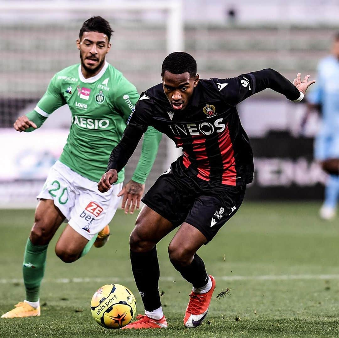 リーグ・アンさんのインスタグラム写真 - (リーグ・アンInstagram)「🔝 L'@ogcnice enchaîne contre l'@asseofficiel !  . @asseofficiel 🆚 @ogcnice (1-3) . Nice keep up their good form against ASSE ! . #Ligue1UberEats #Nice #OGCN #ASSE #SaintEtienne」10月19日 2時41分 - ligue1ubereats