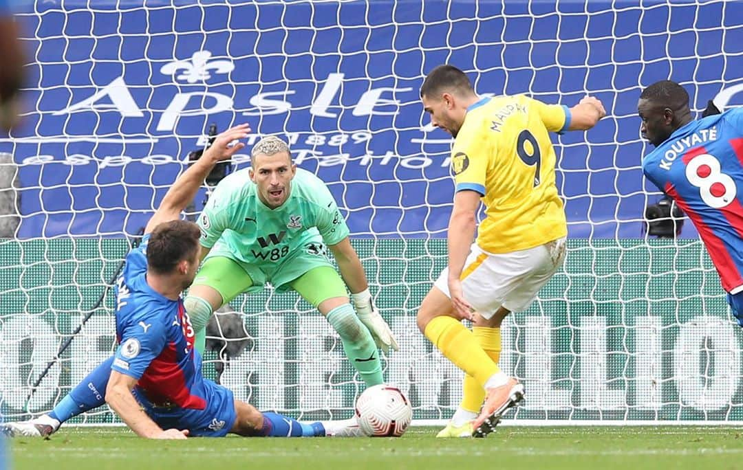 ガリー・ケーヒルさんのインスタグラム写真 - (ガリー・ケーヒルInstagram)「Gutted with the late equaliser. We dug in and worked hard throughout and a shame in the end to not take the win. Lets keep working 💪🦅 #cpfc」10月19日 2時50分 - garyjcahill