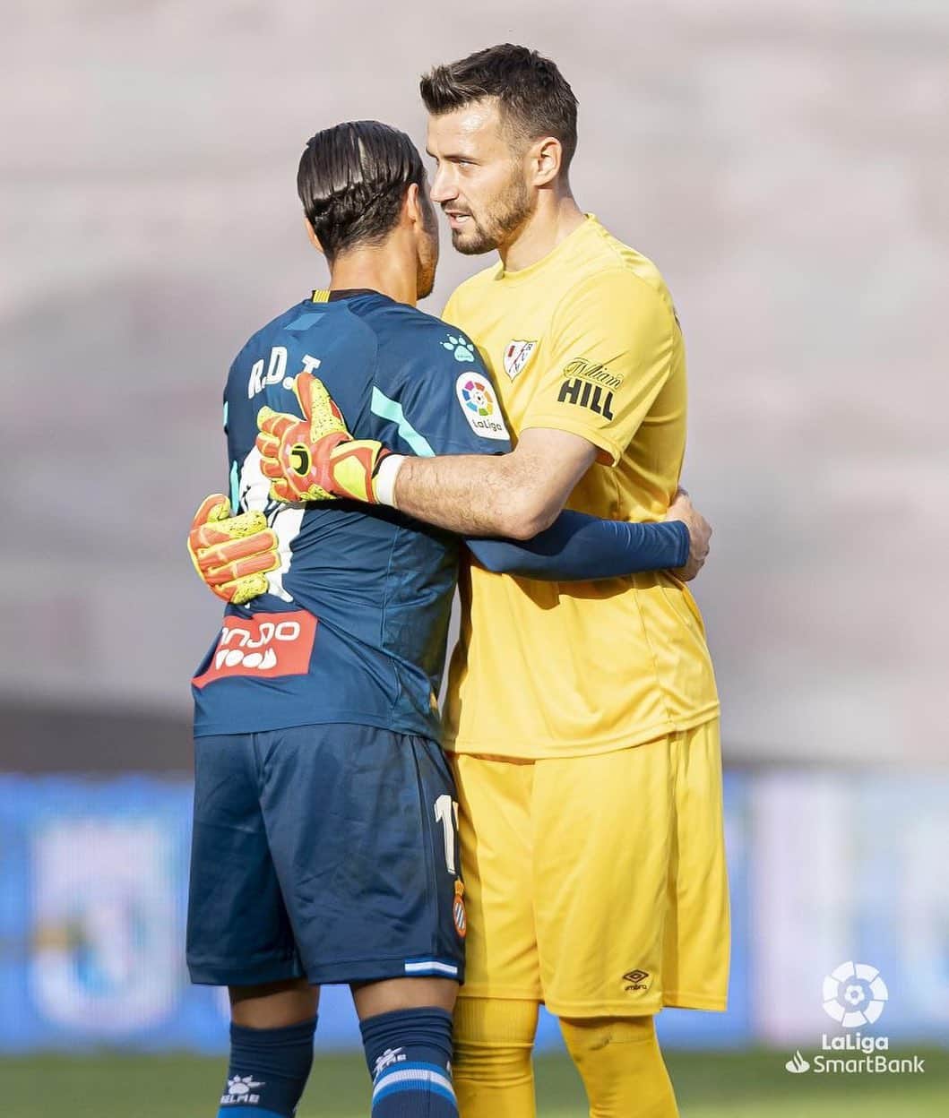のインスタグラム：「Job done ✅ another clean sheet 🧤⚡️ #SD1 #win」