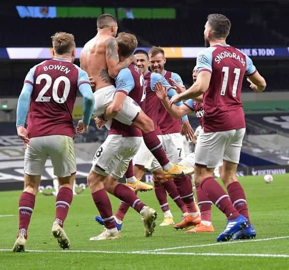 マヌエル・ランシニさんのインスタグラム写真 - (マヌエル・ランシニInstagram)「great team effort, against a great team and very happy to return to goal and help my team ⚒⚒⚒ what a feeling ❤️❤️」10月19日 3時28分 - manulanzini