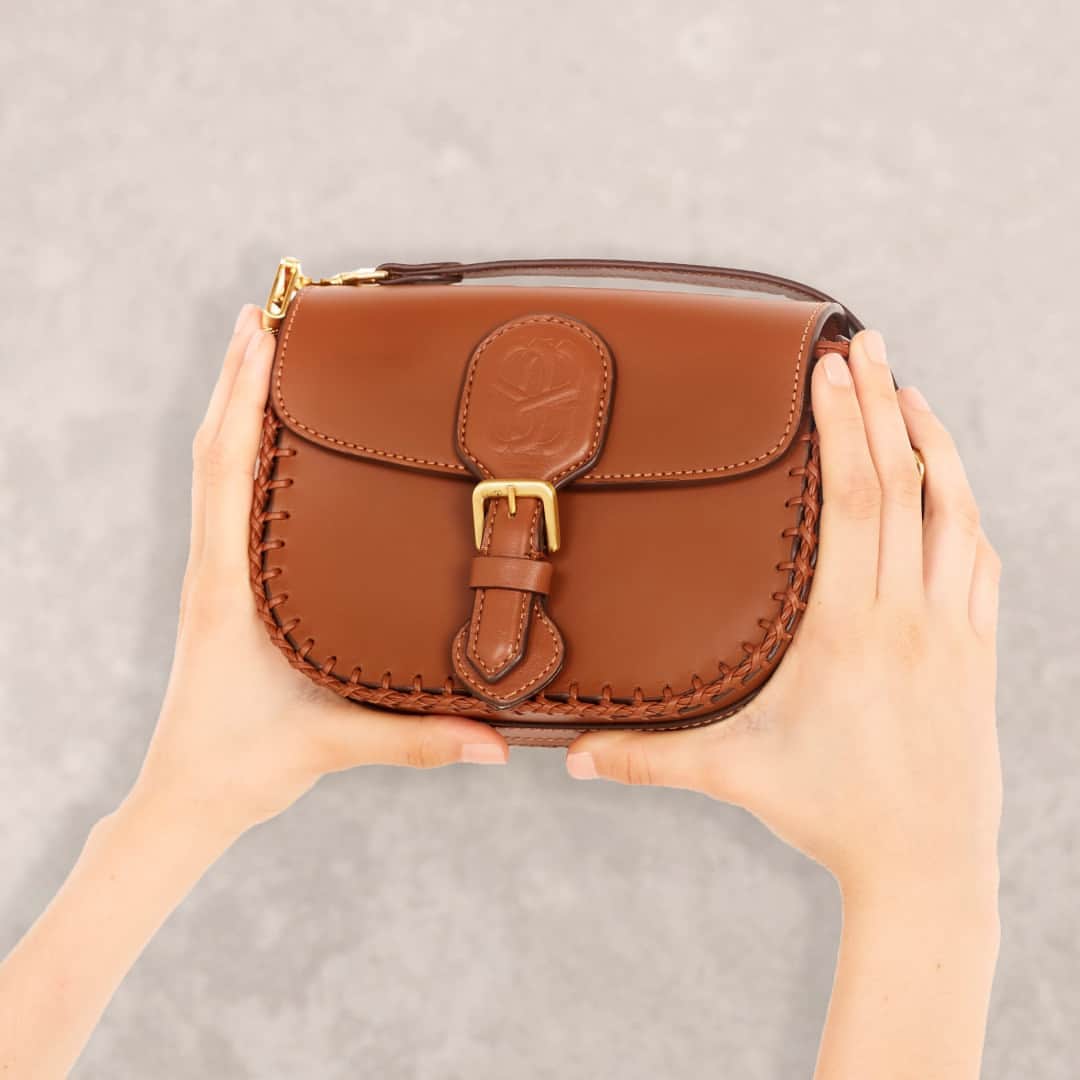 のインスタグラム：「SCHUTZ BOHEMIAN POP - OUT NOW ❤️ #schutzhandbags」
