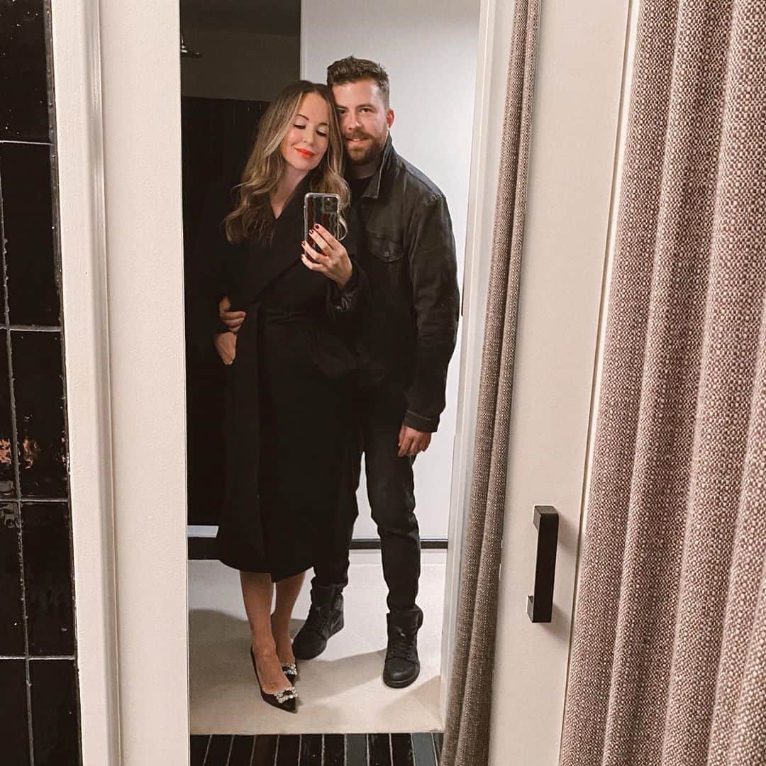 Helena Glazer Hodneのインスタグラム：「Happy birthday to my baby daddy! If we could make it through 2020, we could make it through anything. I ❤️YOU.」