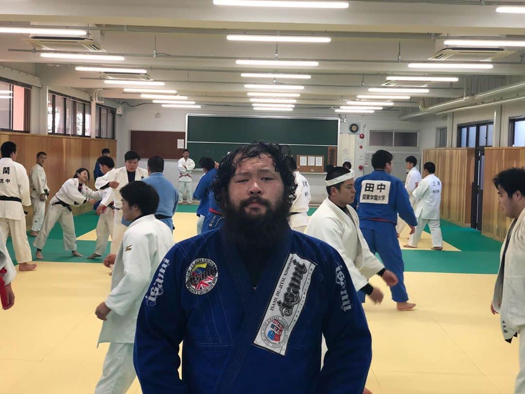 岡倫之さんのインスタグラム写真 - (岡倫之Instagram)「I practiced judo in Japan before Corona. コロナ前ビザで一時帰国の折、柔道を堪能した。 コロナが治ったらまた色んな格闘技、色んな道場を支配しに行ってやろう。 #GreatOKhan #NewJapanProWrestling #njpw #njpwworld #オーカーン #新日本プロレス  #柔道 柔道部」10月19日 14時07分 - great_o_khan