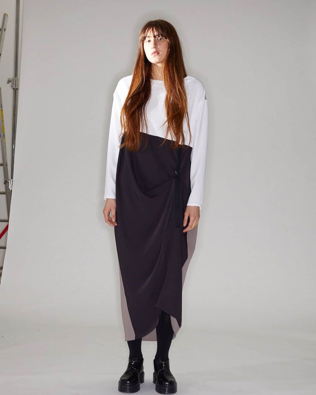 のインスタグラム：「collection PRIVĒE? FW 20-21 #collectionpriveeofficial  • • • • • #lookbook #womenswear #newcollection #fw2021 #rtw #cady #longdress #womensdress #palette #madeinitaly #contemporary」
