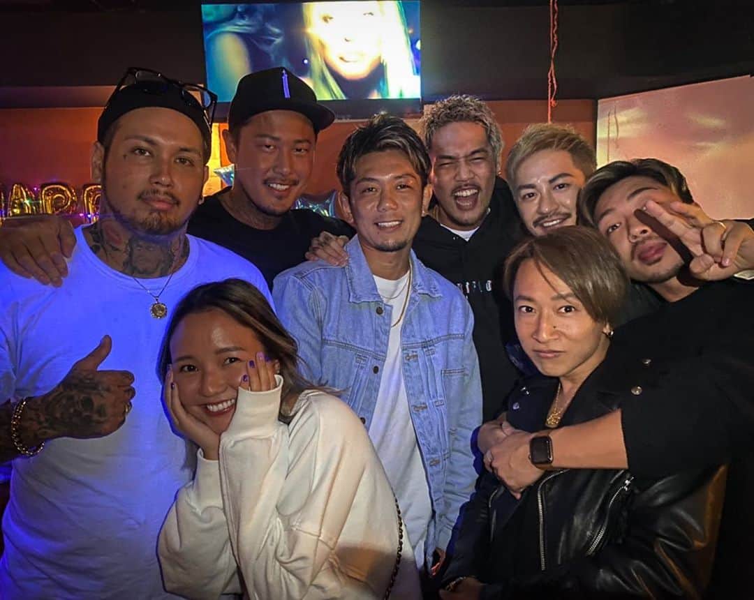 田代新のインスタグラム：「😊」