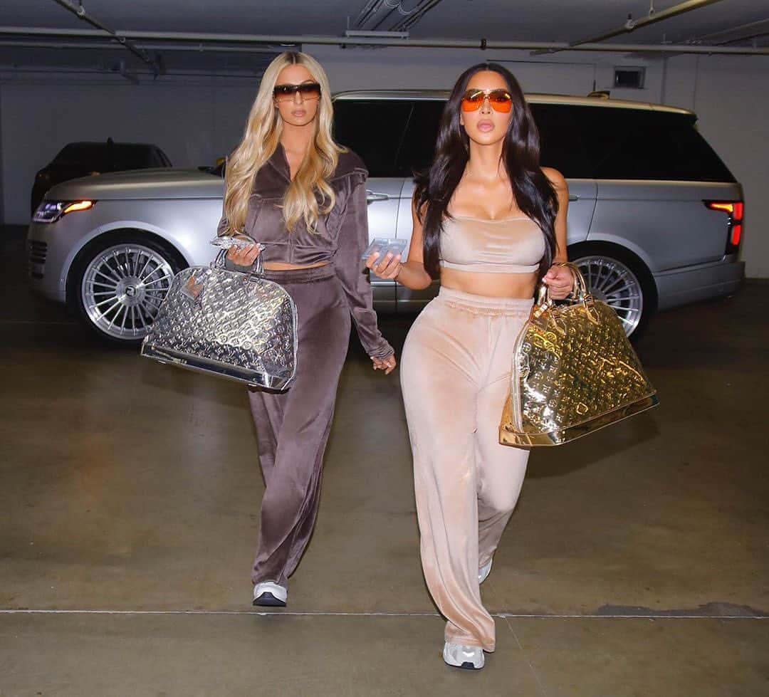 Vogue Australiaさんのインスタグラム写真 - (Vogue AustraliaInstagram)「#KimKardashianWest has worn one of her most Kim Kardashian West looks to date—stepping out in an early 2000s-inspired velour tracksuit with her former BFF, #ParisHilton. But no, this isn't 2002 and that's not #JuicyCouture. Instead, the pics are part of @kimkardashian's latest campaign for her brand @skims. Link in bio to see every hilarious yet instantly iconic picture for the ultimate fashion throwback. 📷 #regram @kimkardashian」10月19日 15時20分 - vogueaustralia