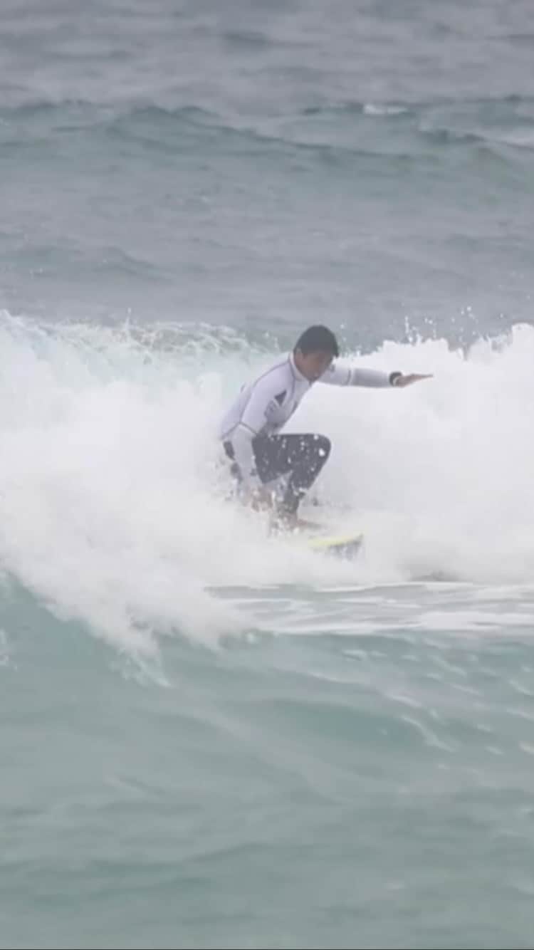 ミグエル・プッポのインスタグラム：「Revendo as imagens do último surf treino👊 Amanhã tem mais✌️ (🎥: @aprimoresurf @dcominski )」