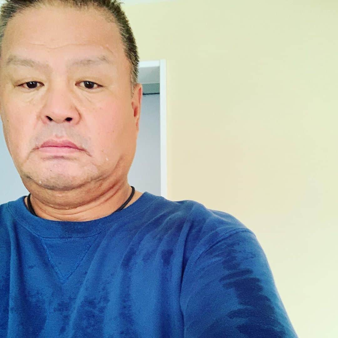 のインスタグラム：「大阪行く前に！ 一汗かいて風呂入って！ 月曜日毎日放送ラジオから今週もスタート」