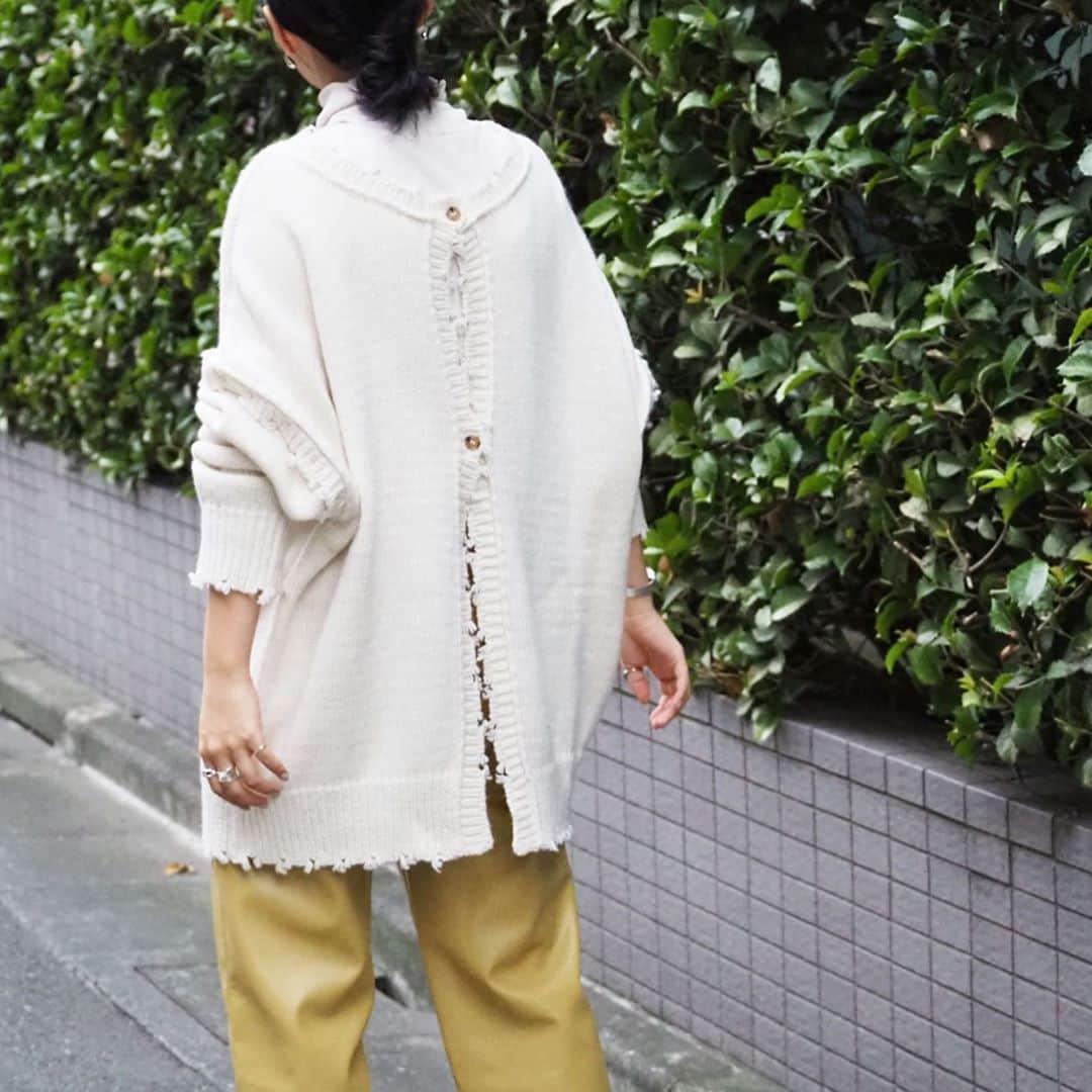 cepoさんのインスタグラム写真 - (cepoInstagram)「. 【recommend item】 ＼.new stock.／ . damage knit .  #cepo #trend #item #knit #damage #fashion #shopping」10月19日 9時44分 - cepo.bluemate
