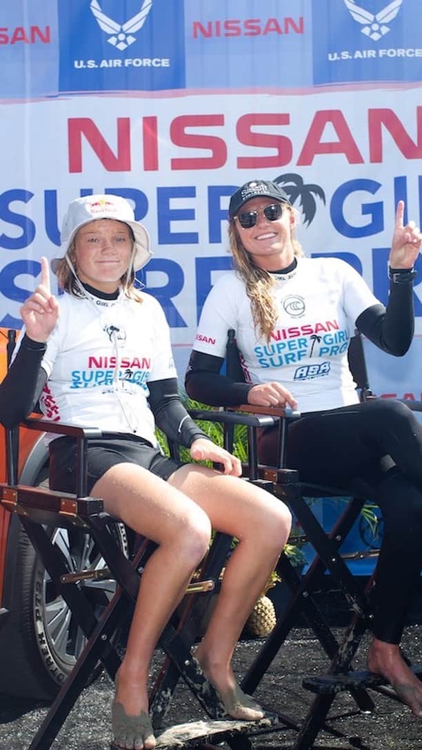 レイキー・ピーターソンのインスタグラム：「Hey Guys,   Last week I was fortunate enough to compete in the Super Girl Pro held at Oceanside Pier. It was exciting to get the jersey back on and surf a few heats. I hope you enjoy this light-hearted behind the scenes mini-VLOG.   Keep the  questions coming and stay tuned for my Tahiti VLOG to drop next week.   LP」
