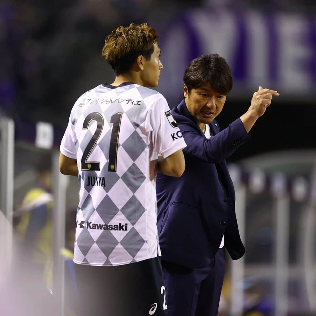 ヴィッセル神戸さんのインスタグラム写真 - (ヴィッセル神戸Instagram)「[MATCH PHOTOS] SANFRECCE HIROSHIMA vs. VISSEL KOBE  #vissel #visselkobe #ヴィッセル #ヴィッセル神戸 #Kobe #神戸 #WeAreKobe #KobeForeverForward #一致団結 #JLeague #Jリーグ #DAZN #Iniesta」10月19日 10時37分 - visselkobe