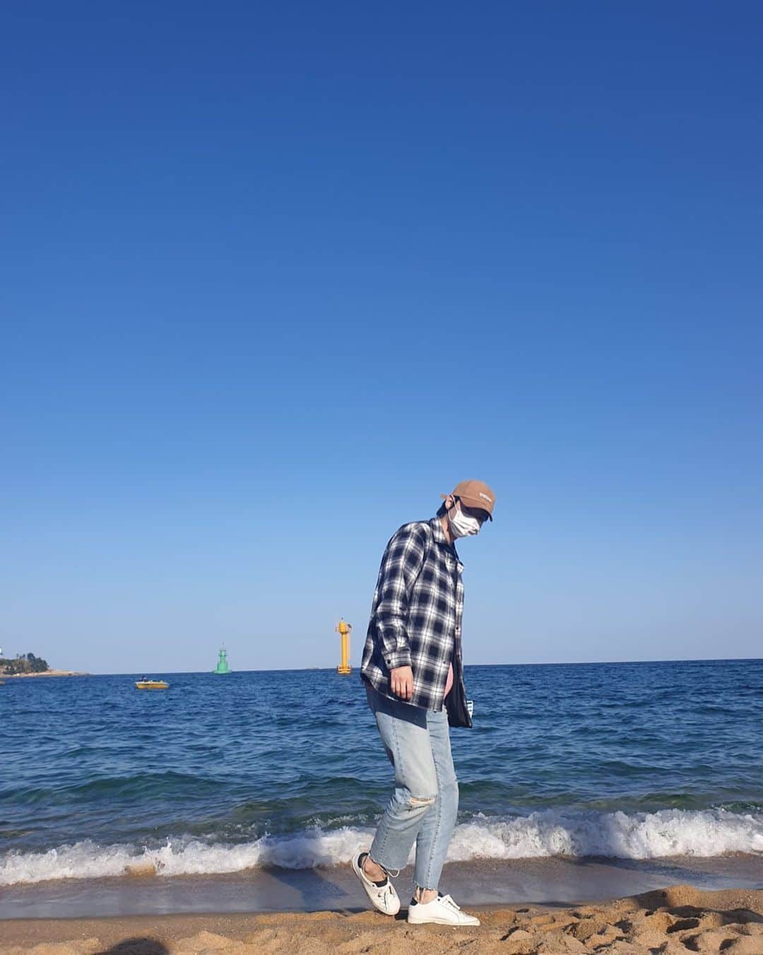 キム・ソヌンのインスタグラム：「✋👏✌️」