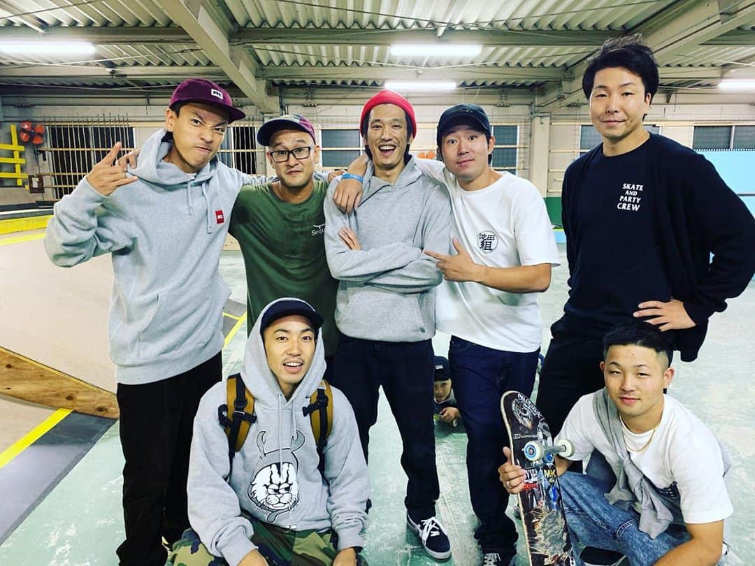 笹岡建介のインスタグラム：「最高でした🔥🔥  ありがとうございました😊  #mktaxi #dcshoesjapan #dorcus_tbs #池田組」