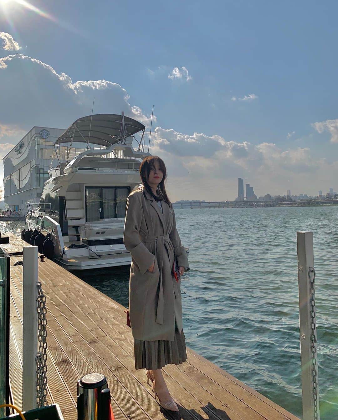ミナ さんのインスタグラム写真 - (ミナ Instagram)「어제 하늘이 너무 예뻐버렸다 :^)」10月19日 11時24分 - bbang_93