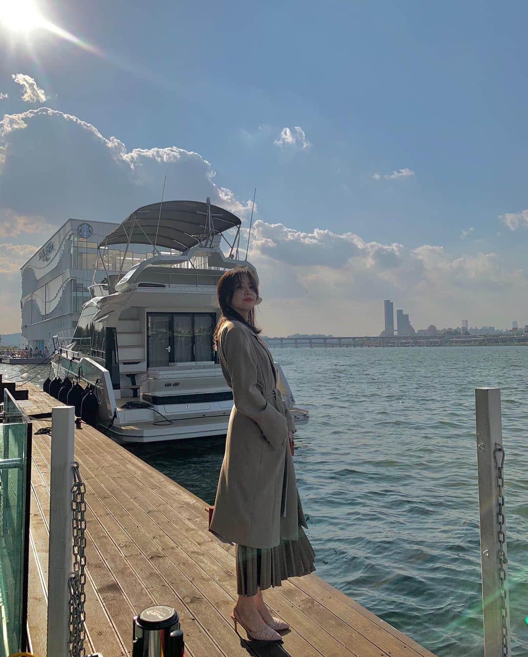 ミナ さんのインスタグラム写真 - (ミナ Instagram)「어제 하늘이 너무 예뻐버렸다 :^)」10月19日 11時24分 - bbang_93