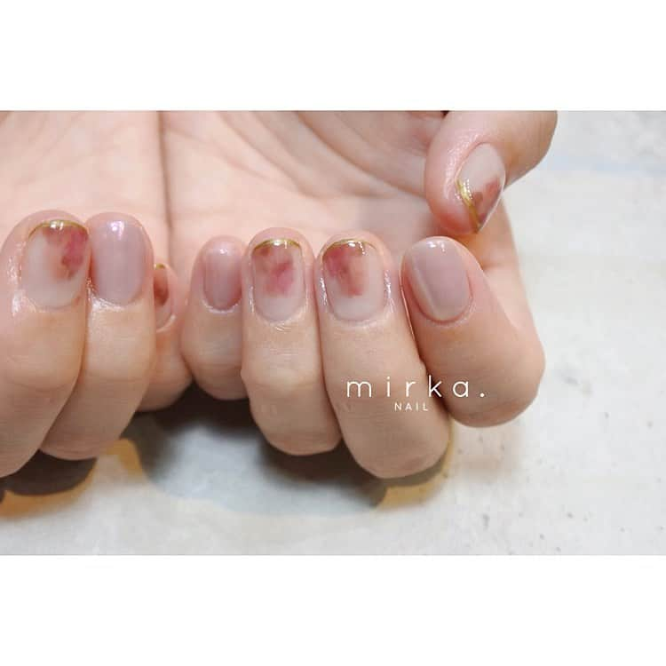 mirka. NAIL(ミルカネイル)さんのインスタグラム写真 - (mirka. NAIL(ミルカネイル)Instagram)「﻿ pink × brown ◊﻿ ﻿ ﻿ オフィスネイルにも◯﻿ ﻿ ﻿ -----------------------------------------﻿ ﻿ ご予約、お問い合わせは﻿ LINE ID→@mirka.nail(@含む)まで。﻿ 直近の空き状況やご予約方法、そのほか詳細はLINEタイムラインをご覧ください。﻿ ﻿ オーダーネイルチップのご注文もお気軽にお問い合わせ下さい。﻿ ﻿ ﻿ 感染予防対策をしっかり行ったうえでお客様をお迎えしております。﻿ ﻿ 〈感染予防の取り組み〉と〈お客様へのお願い〉を﻿ ハイライトにてまとめておりますので、ご確認くださいませ◡̈﻿ ﻿ ﻿ ﻿ #mirkanail#nails#nail#nailart#naildesign﻿ #ショートネイル#ネイルアート#ネイルデザイン#ネイル#大人ネイル#シンプルネイル#オフィスネイル#ニュアンスネイル#秋ネイル﻿」10月19日 11時56分 - mirka.nail